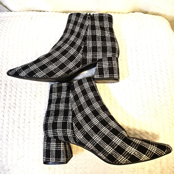 Alex Marie Plaid Heeled Booties 9M - Picture 8 of 8